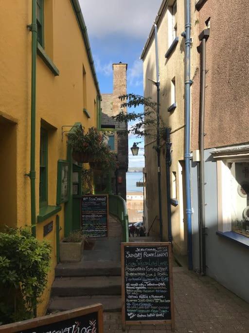 Flat 1 Flint House Tenby - 2 Bedroom - Garden - Dog Friendly Εξωτερικό φωτογραφία